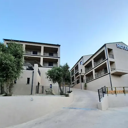 Casa Mea מלון 3*