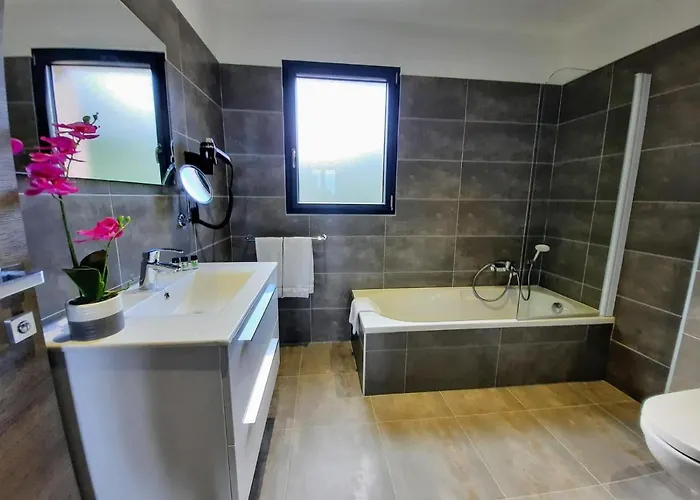Casa Mea 3*
